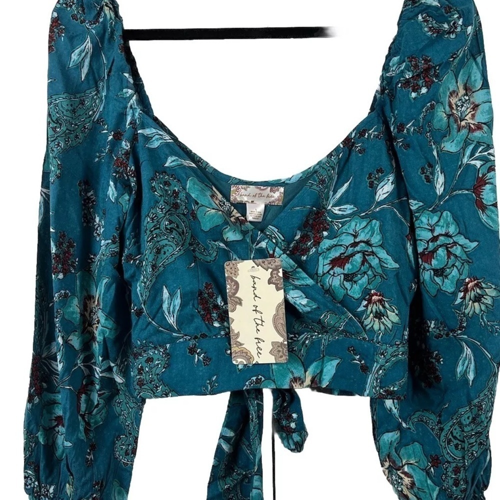 NWT Band of the Free Sybille Teal Floral Crossover Crop Top Size Large - Picture 3 of 7
